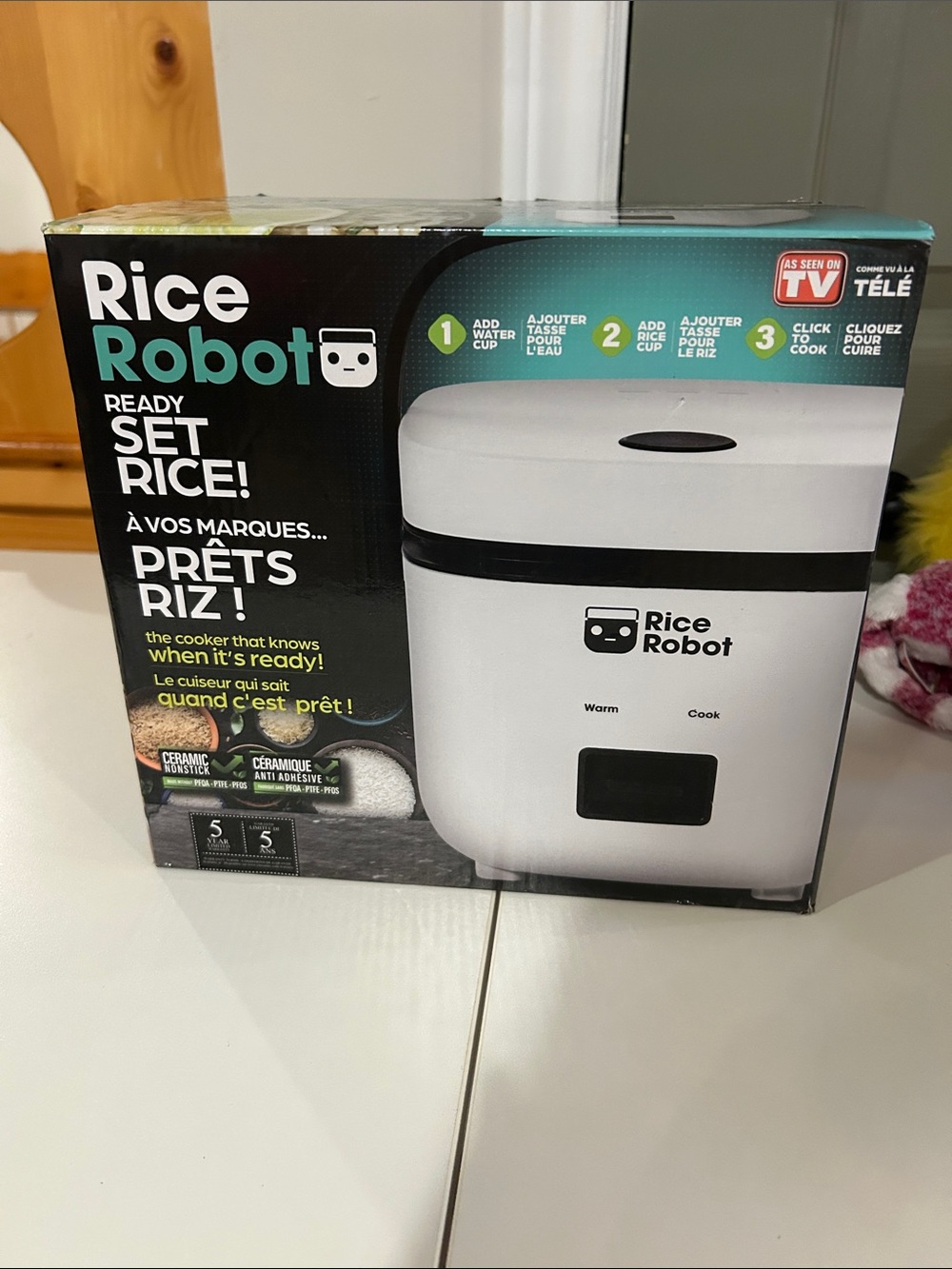 Rice Robot Electric Rice Cooker - White